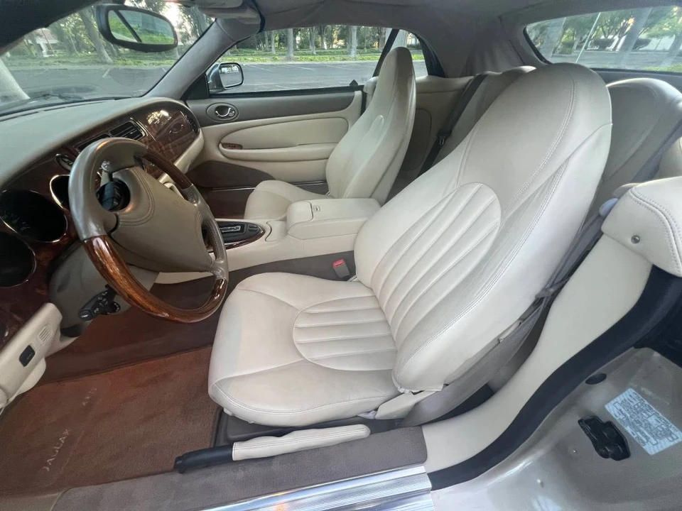 1997 Jaguar X100 XK8 - Image 7 of 13