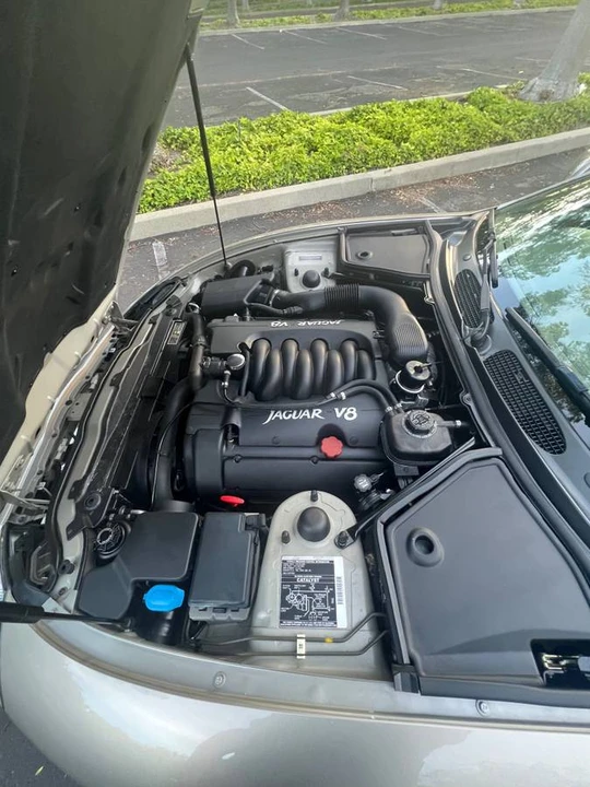1997 Jaguar X100 XK8 - Image 6 of 13