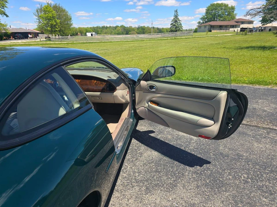 1997 Jaguar X100 XK8 - Image 12 of 23