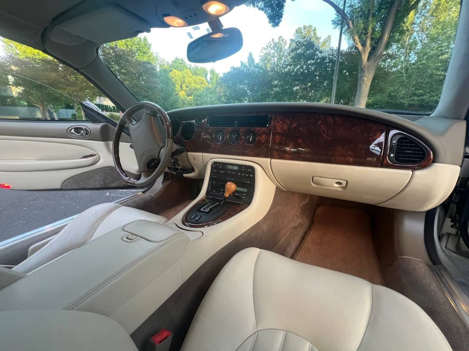 1997 Jaguar X100 XK8 - Image 8 of 13