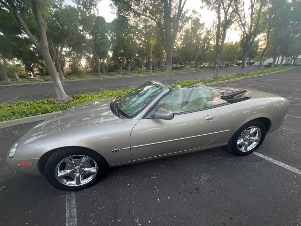 1997 Jaguar X100 XK8 - Image 12 of 13