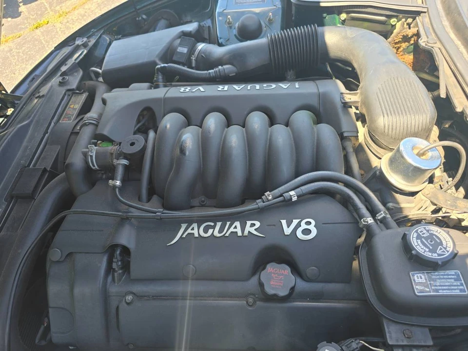 1997 Jaguar X100 XK8 - Image 16 of 23