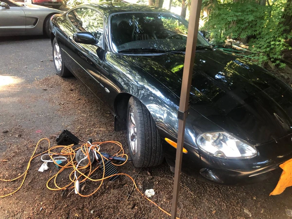 1997 Jaguar X100 XK8 - Image 5 of 15