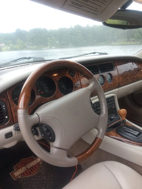 1997 Jaguar X100 XK8 - Image 4 of 5