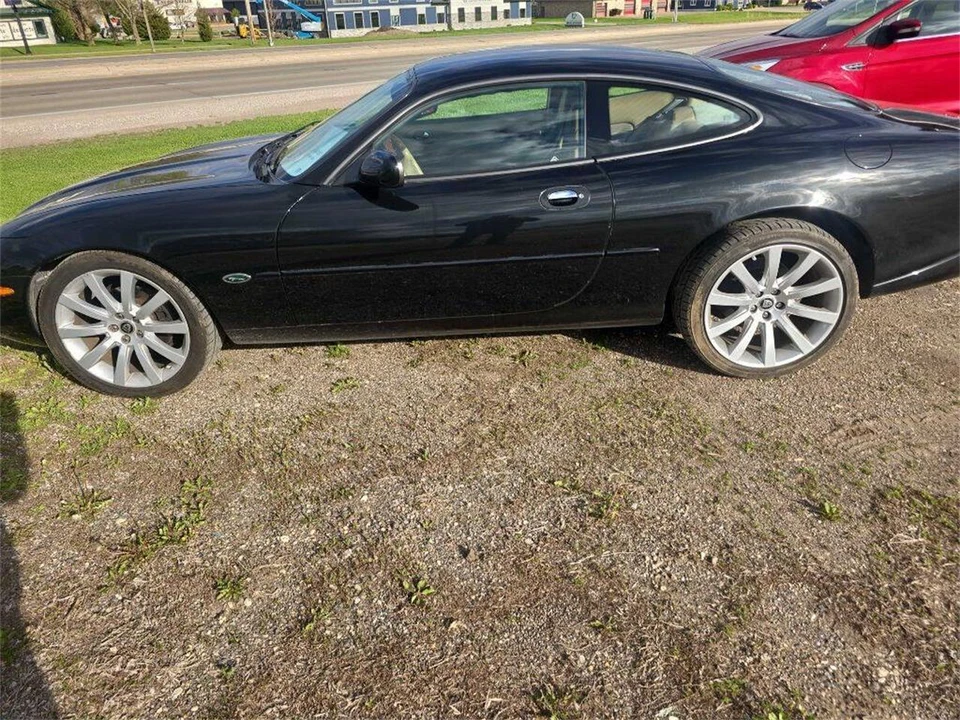 1997 Jaguar X100 XK8 - Image 3 of 19