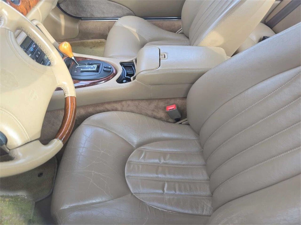 1997 Jaguar X100 XK8 - Image 16 of 19