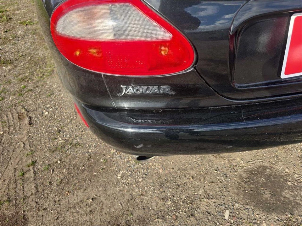 1997 Jaguar X100 XK8 - Image 6 of 19