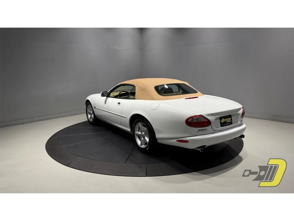 1997 Jaguar X100 XK8 - Image 5 of 31