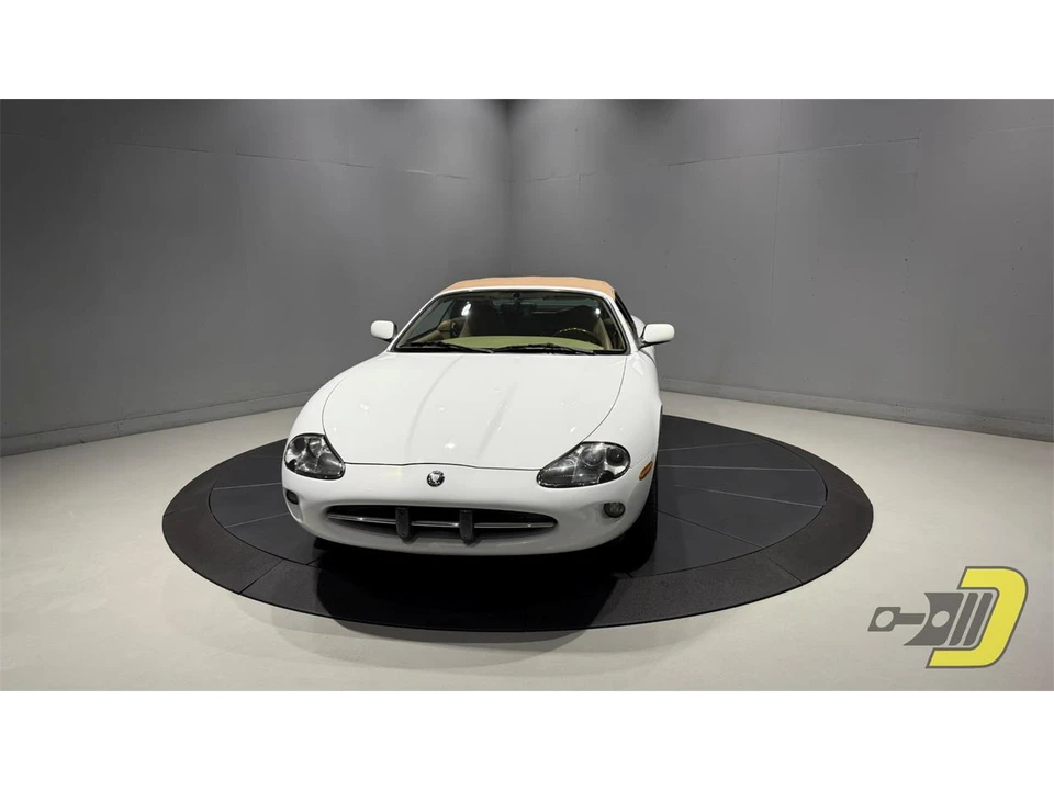 1997 Jaguar X100 XK8 - Image 15 of 31