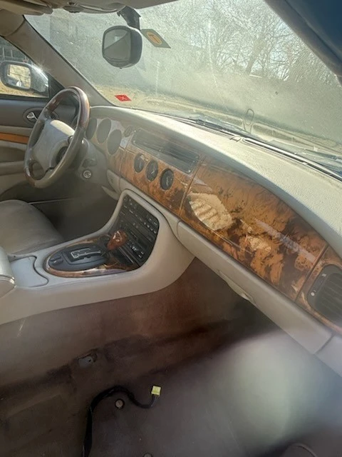 1997 Jaguar X100 XK8 - Image 15 of 17