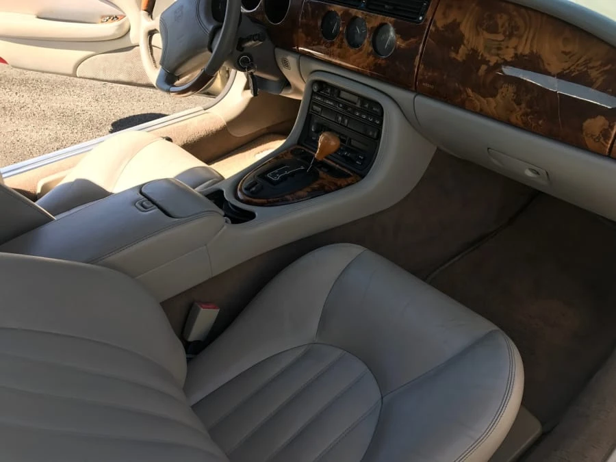 1997 Jaguar X100 XK8 - Image 5 of 7