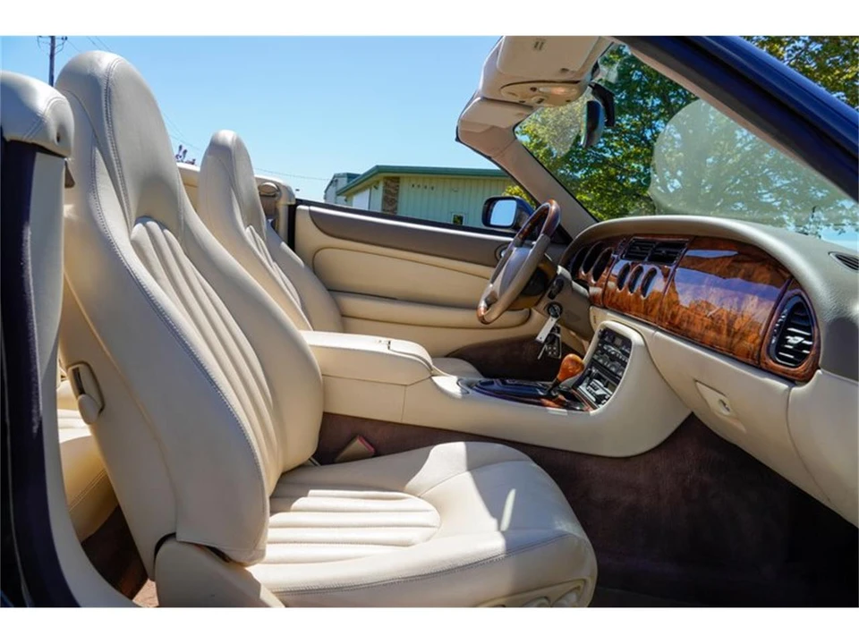 1997 Jaguar X100 XK8 - Image 13 of 31