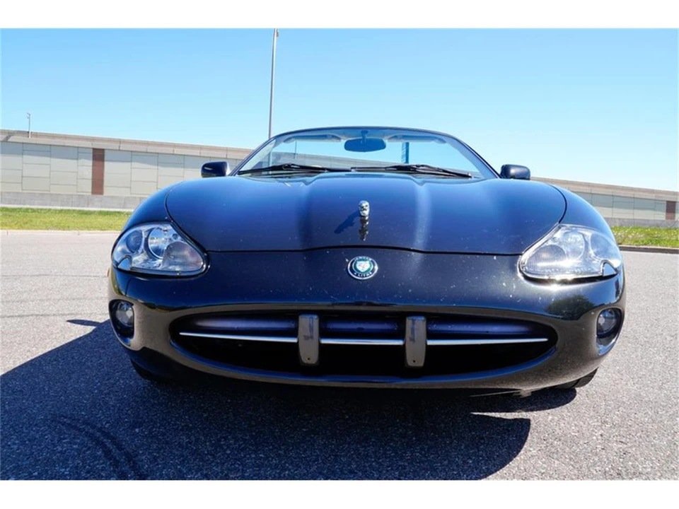 1997 Jaguar X100 XK8 - Image 9 of 31