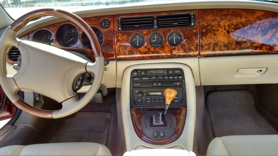 1997 Jaguar X100 XK8 - Image 5 of 8