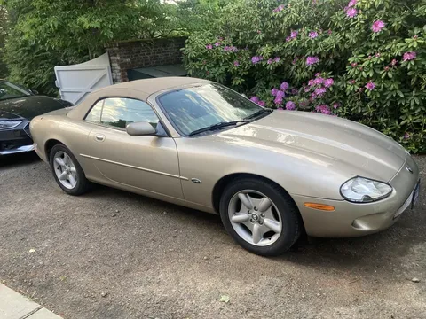 1997 Jaguar XK8