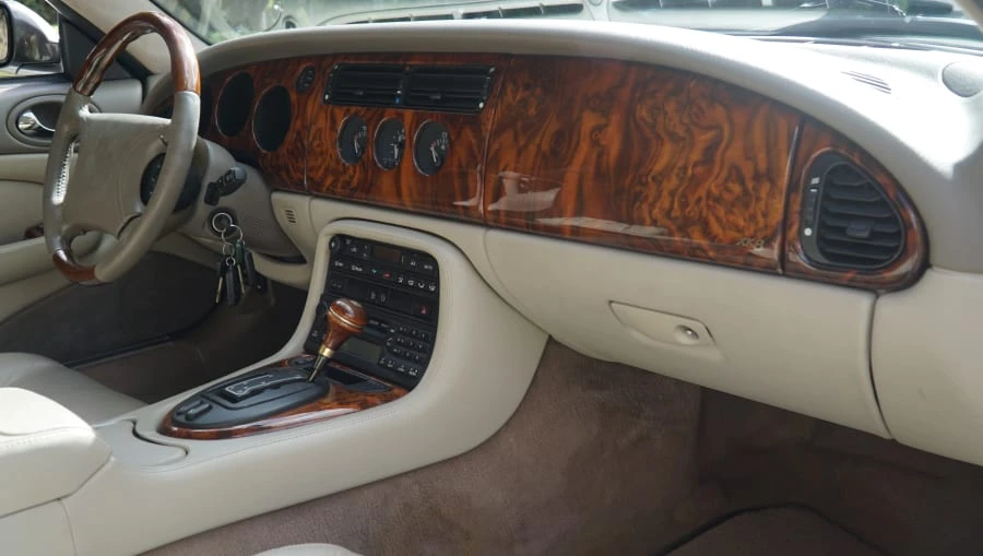 1997 Jaguar X100 XK8 - Image 30 of 31