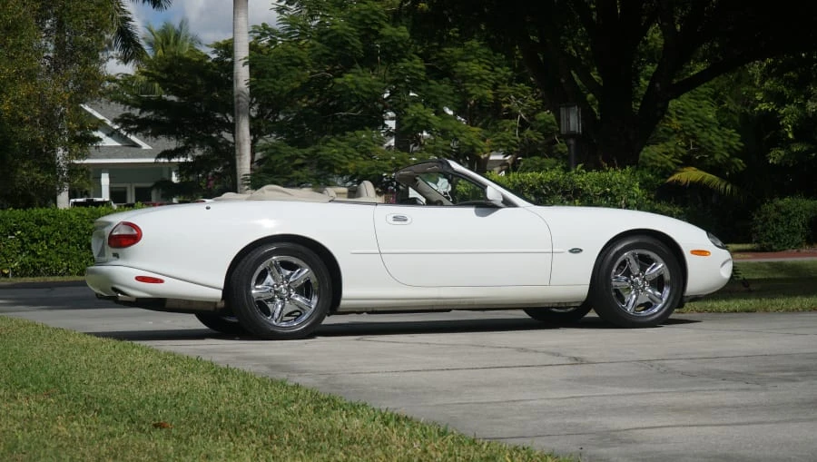 1997 Jaguar X100 XK8 - Image 21 of 31
