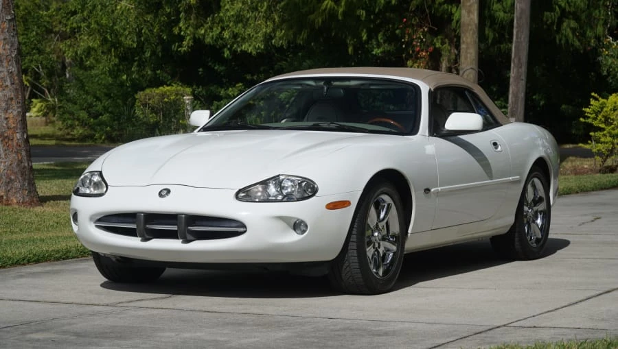 1997 Jaguar X100 XK8 - Image 14 of 31