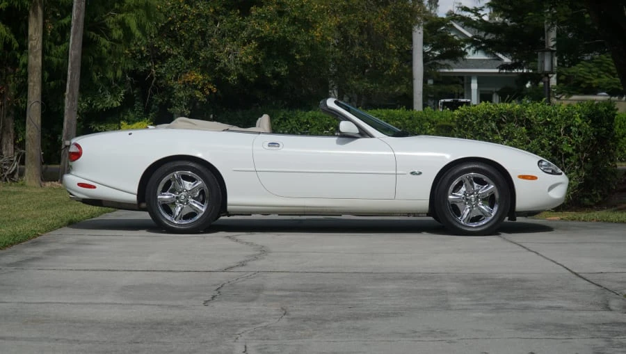1997 Jaguar X100 XK8 - Image 22 of 31