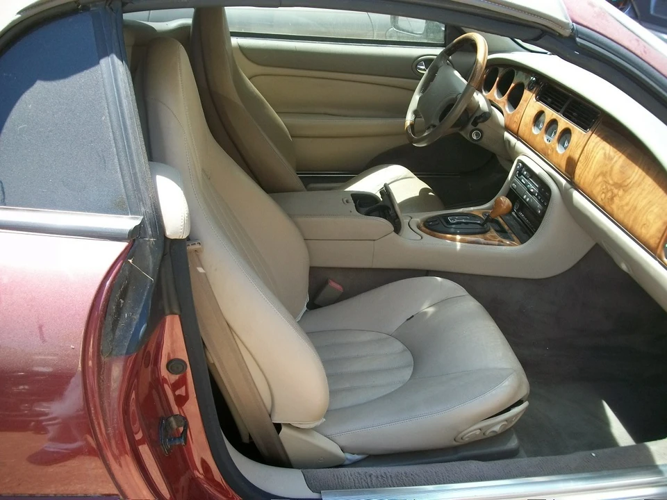 1997 Jaguar X100 XK8 - Image 4 of 9