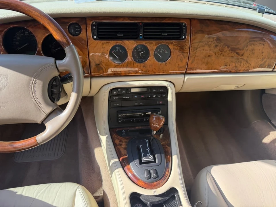 1997 Jaguar X100 XK8 - Image 10 of 21