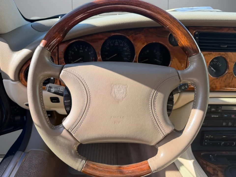 1997 Jaguar X100 XK8 - Image 11 of 21