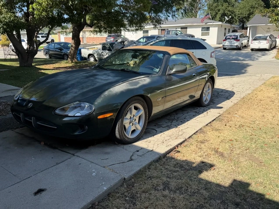 1997 Jaguar X100 XK8 - Image 4 of 13