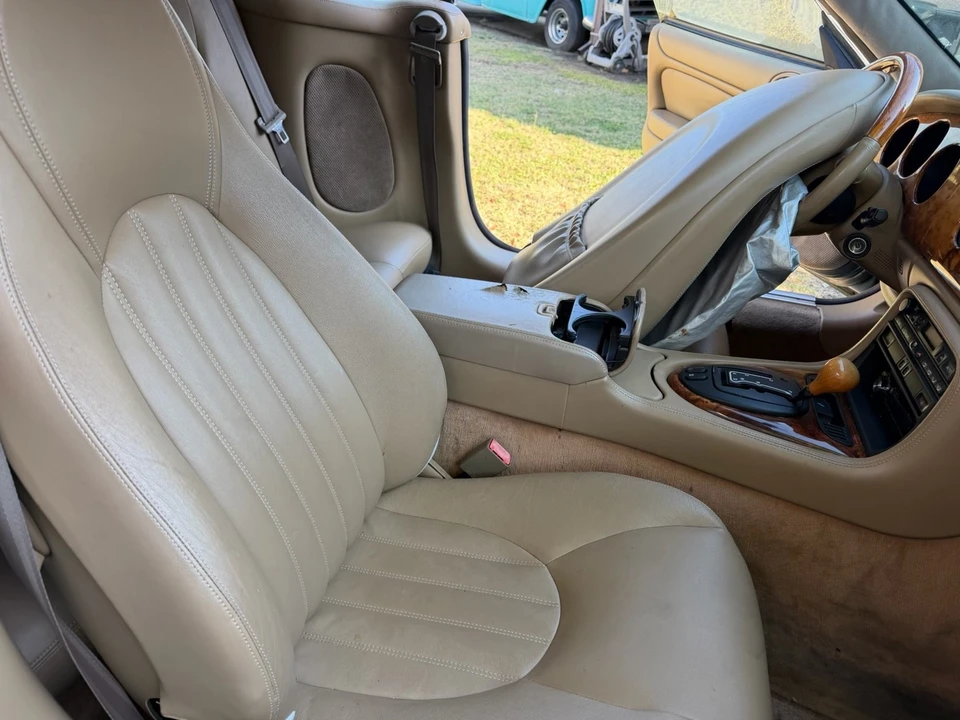 1997 Jaguar X100 XK8 - Image 10 of 13