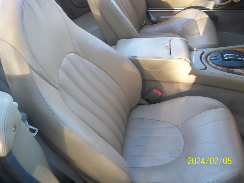 1997 Jaguar X100 XK8 - Image 16 of 21