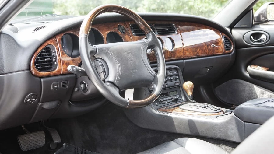 1997 Jaguar X100 XK8 - Image 5 of 9
