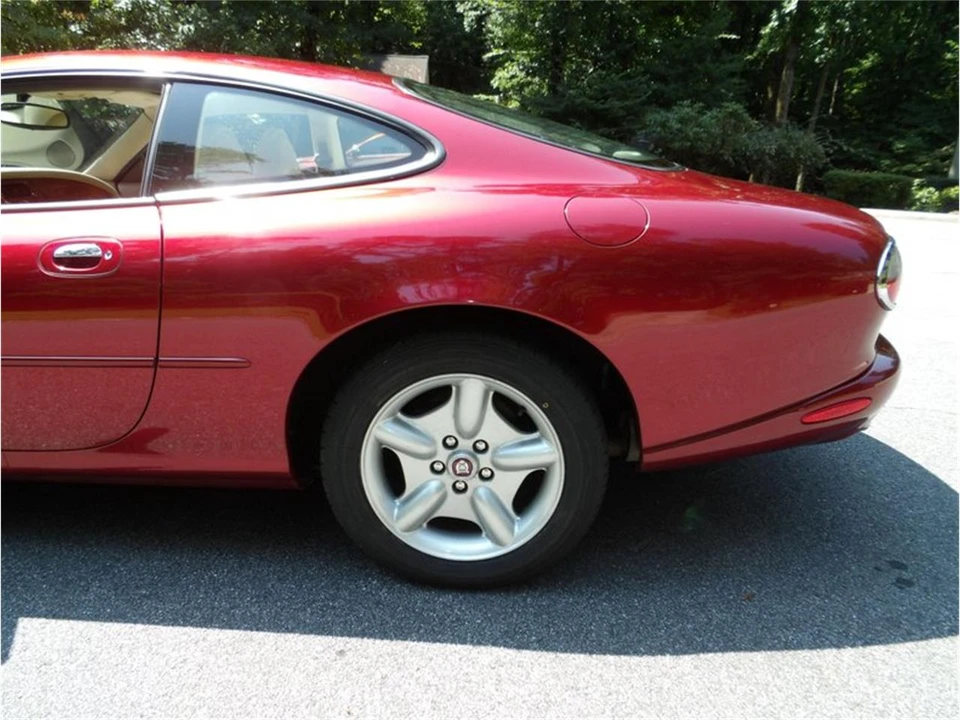 1997 Jaguar X100 XK8 - Image 27 of 31