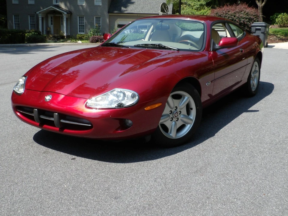 1997 Jaguar X100 XK8 - Image 19 of 24