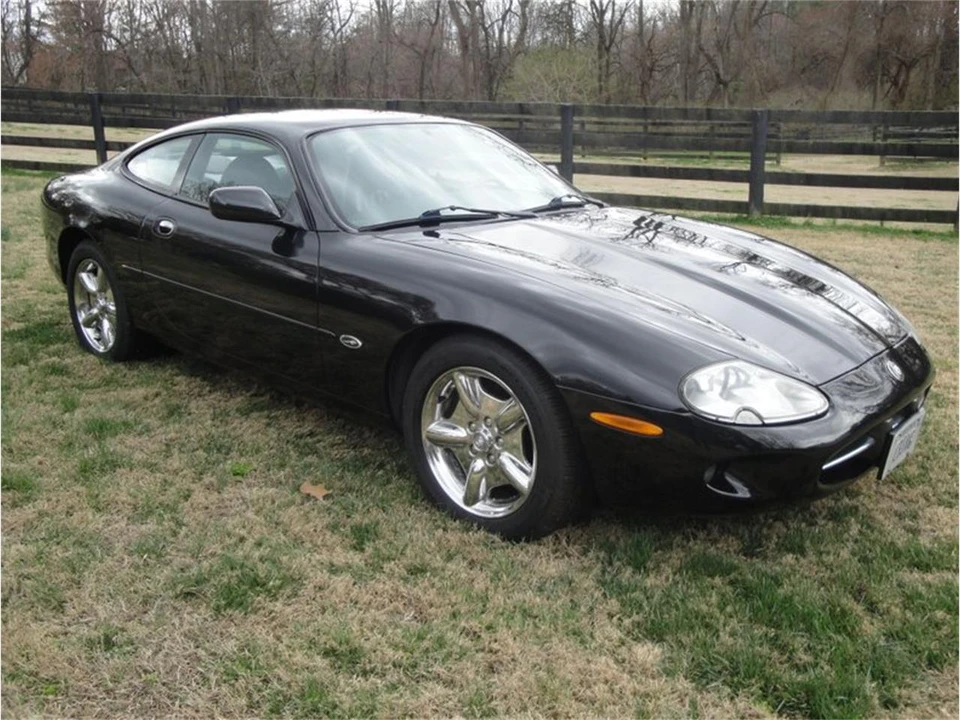 1997 Jaguar X100 XK8 - Image 2 of 26