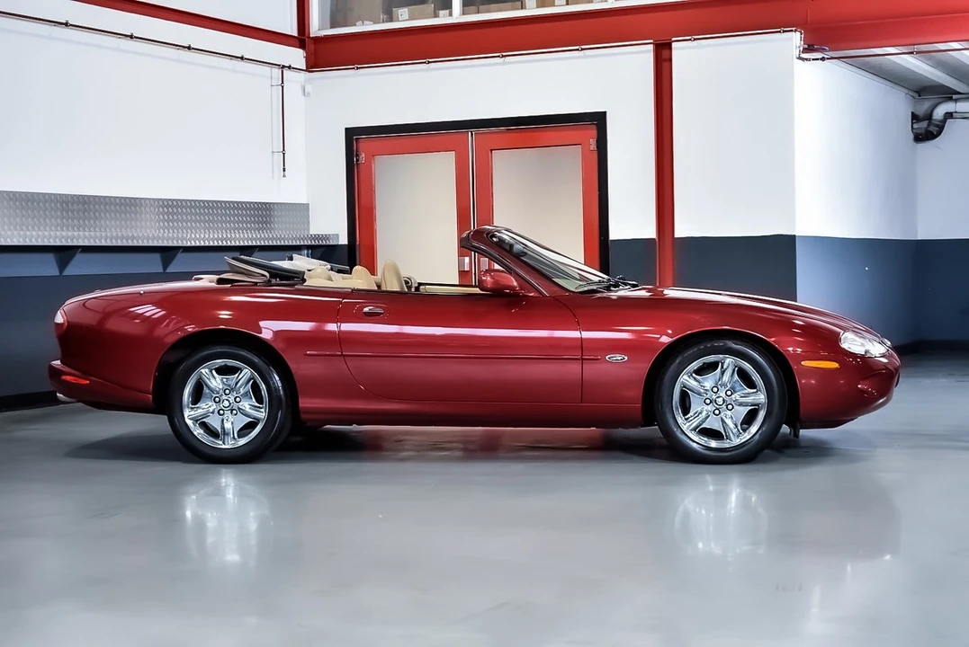 1997 Jaguar X100 XK8 - Image 2 of 30