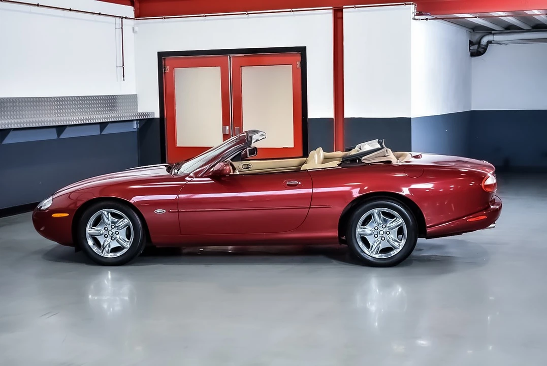 1997 Jaguar X100 XK8 - Image 13 of 30