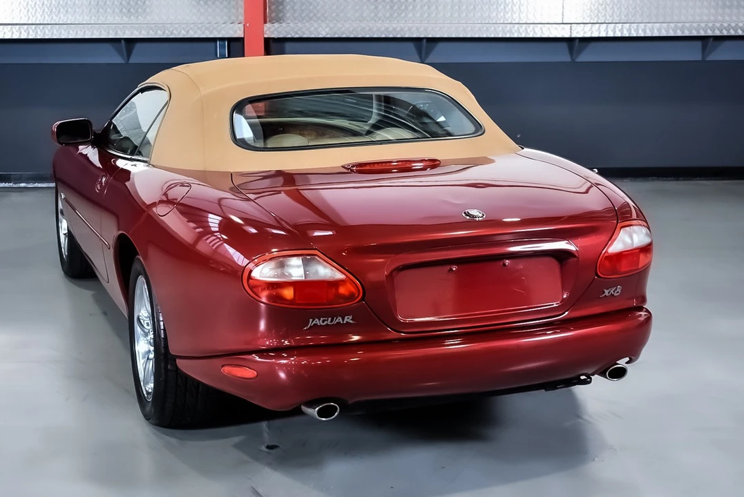 1997 Jaguar X100 XK8 - Image 11 of 30