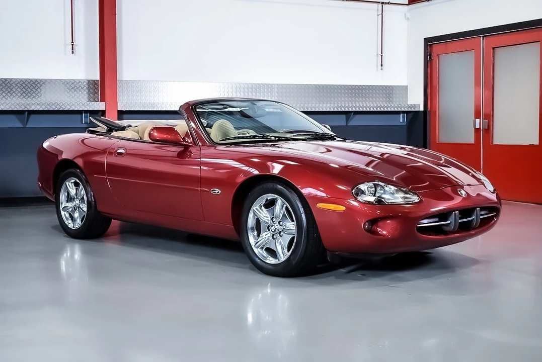 1997 Jaguar X100 XK8 - Image 18 of 30