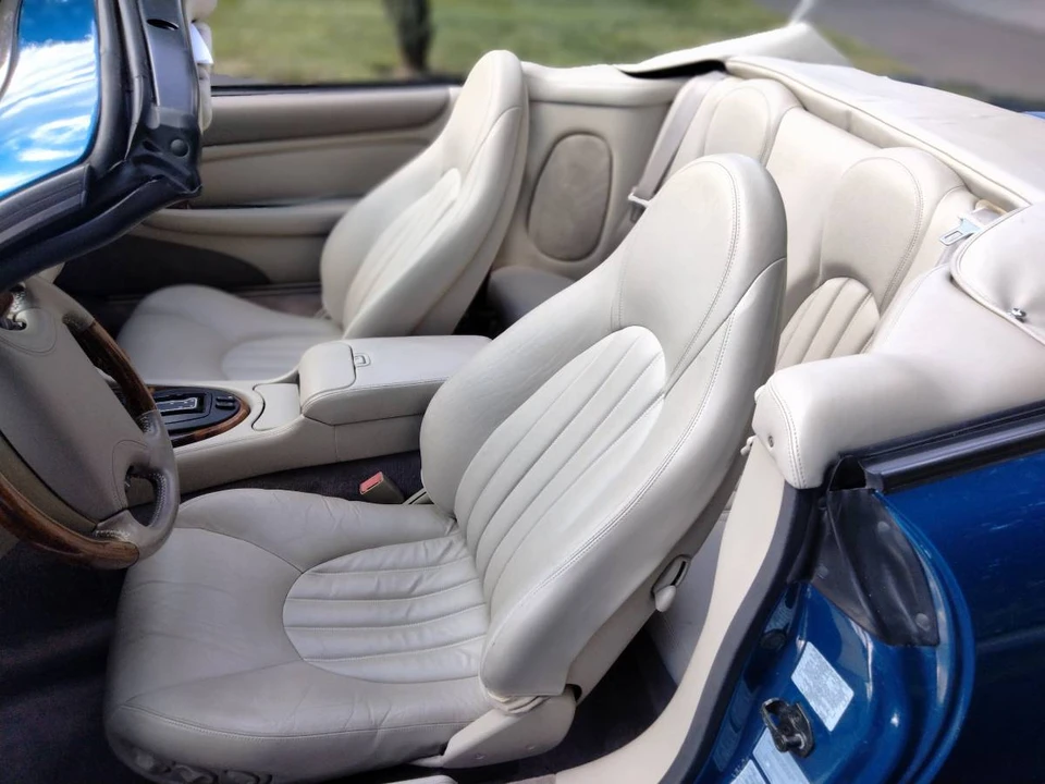 1997 Jaguar X100 XK8 - Image 7 of 10