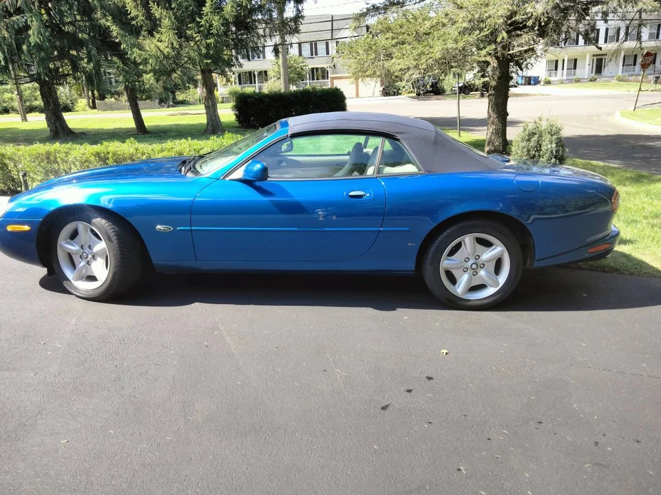 1997 Jaguar X100 XK8 - Image 3 of 10