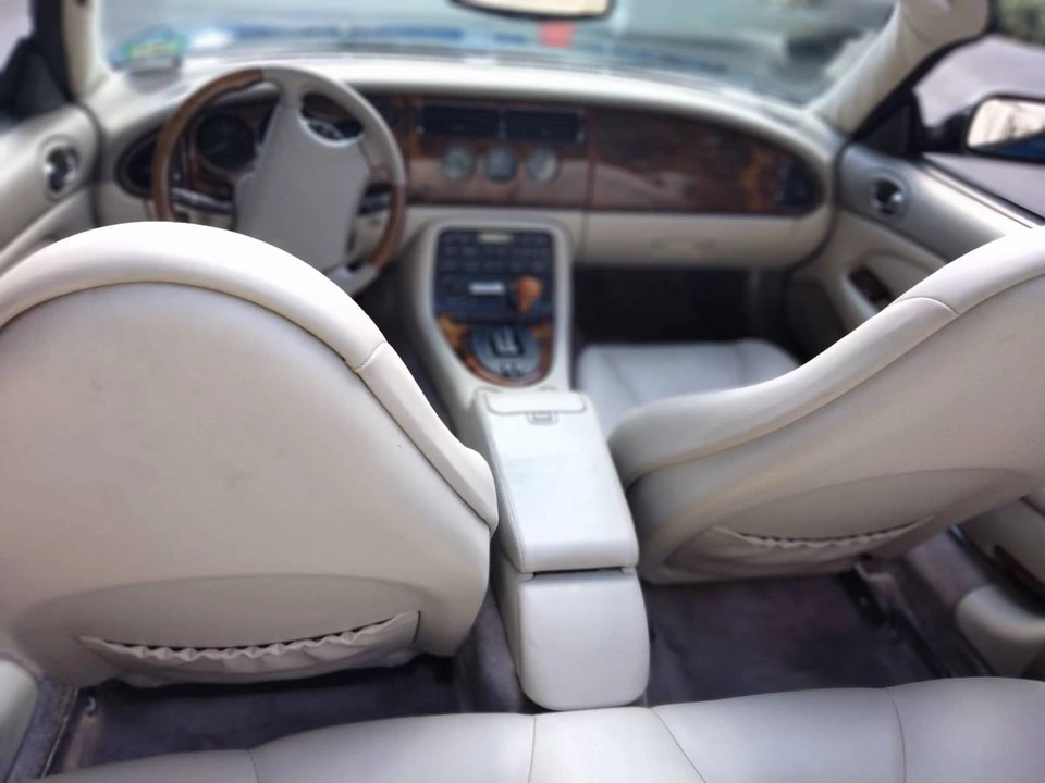 1997 Jaguar X100 XK8 - Image 9 of 10