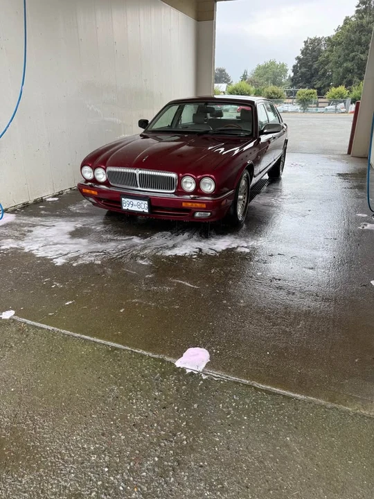 1997 Jaguar X300 XJ - Image 2 of 9