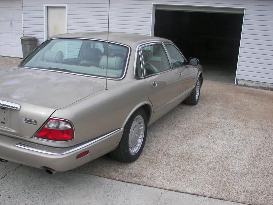 1997 Jaguar X300 XJ - Image 6 of 9