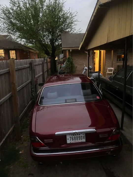 1997 Jaguar X300 XJ - Image 2 of 9