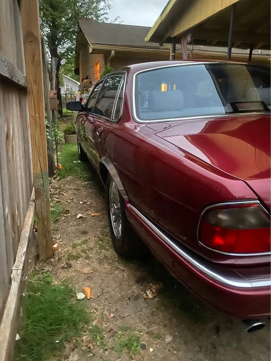 1997 Jaguar X300 XJ - Image 4 of 9