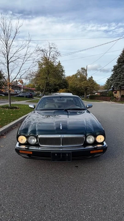 1997 Jaguar X300 XJ - Image 2 of 17