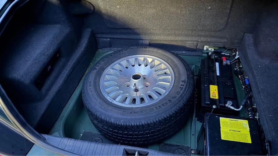 1997 Jaguar X300 XJ - Image 14 of 17