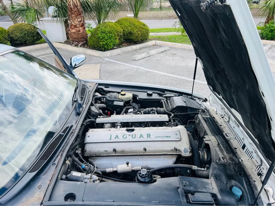 1997 Jaguar X300 XJ - Image 9 of 19