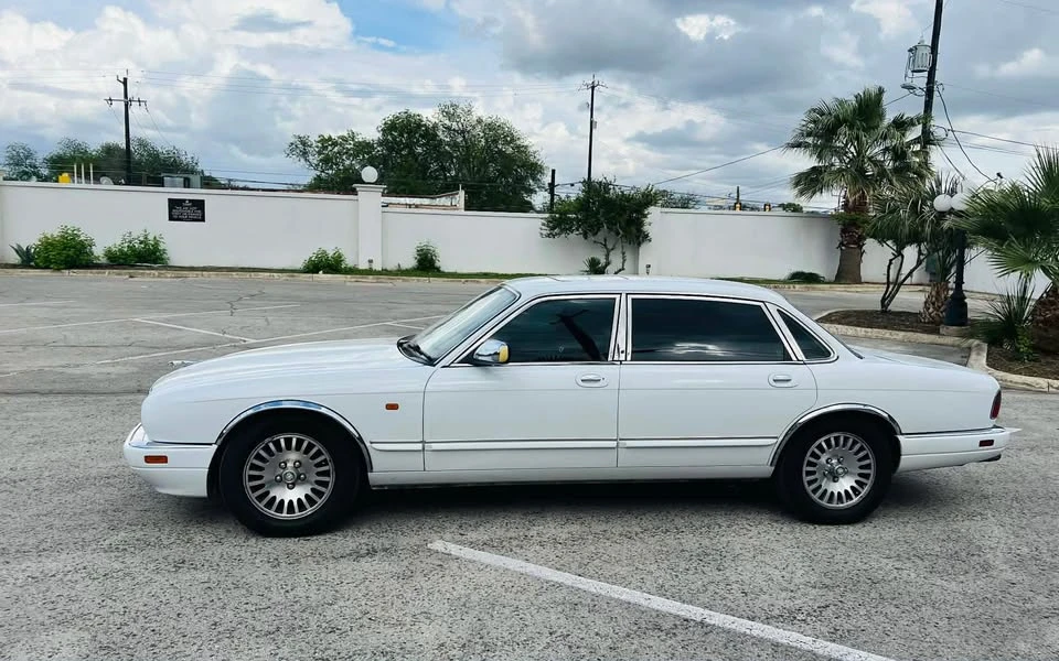 1997 Jaguar X300 XJ - Image 20 of 20
