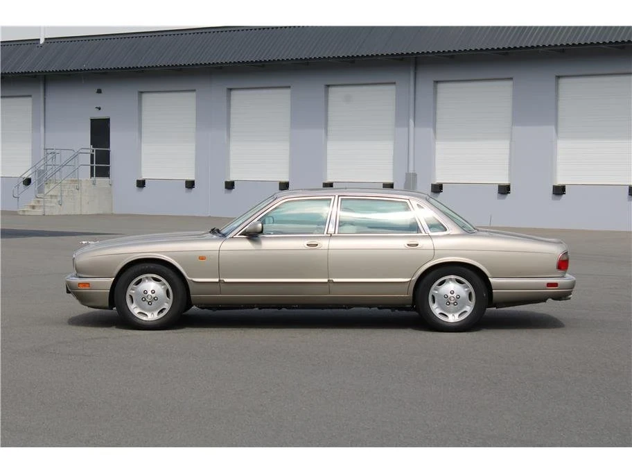 1997 Jaguar X300 XJ - Image 5 of 20
