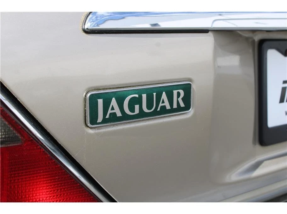 1997 Jaguar X300 XJ - Image 15 of 20
